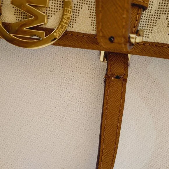 MICHAEL KORS SIGNATURE JET SET TOTE BAG - Picture 8 of 9